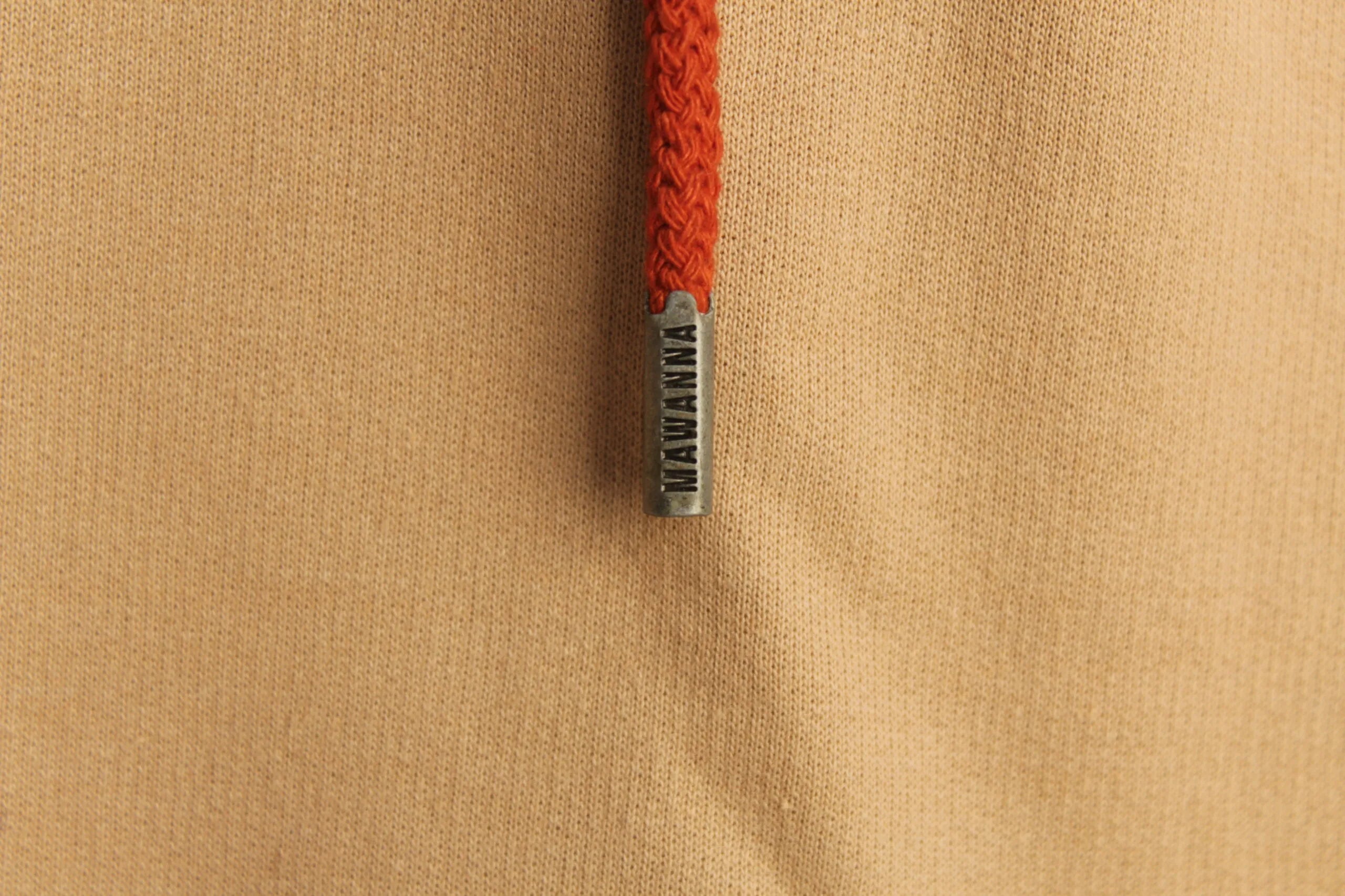 Polera Capucha – Camell