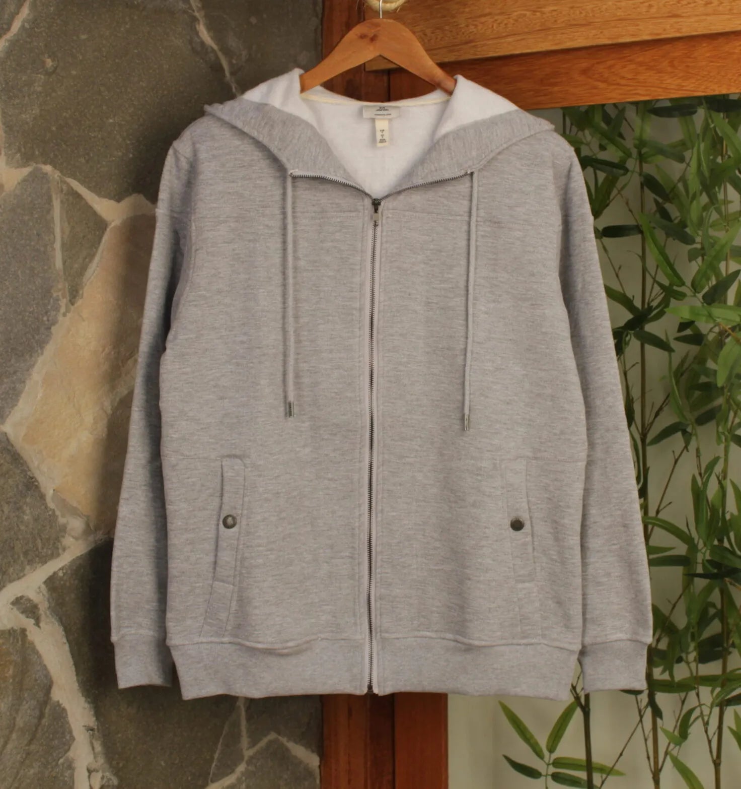 Polera Capucha – Melanch