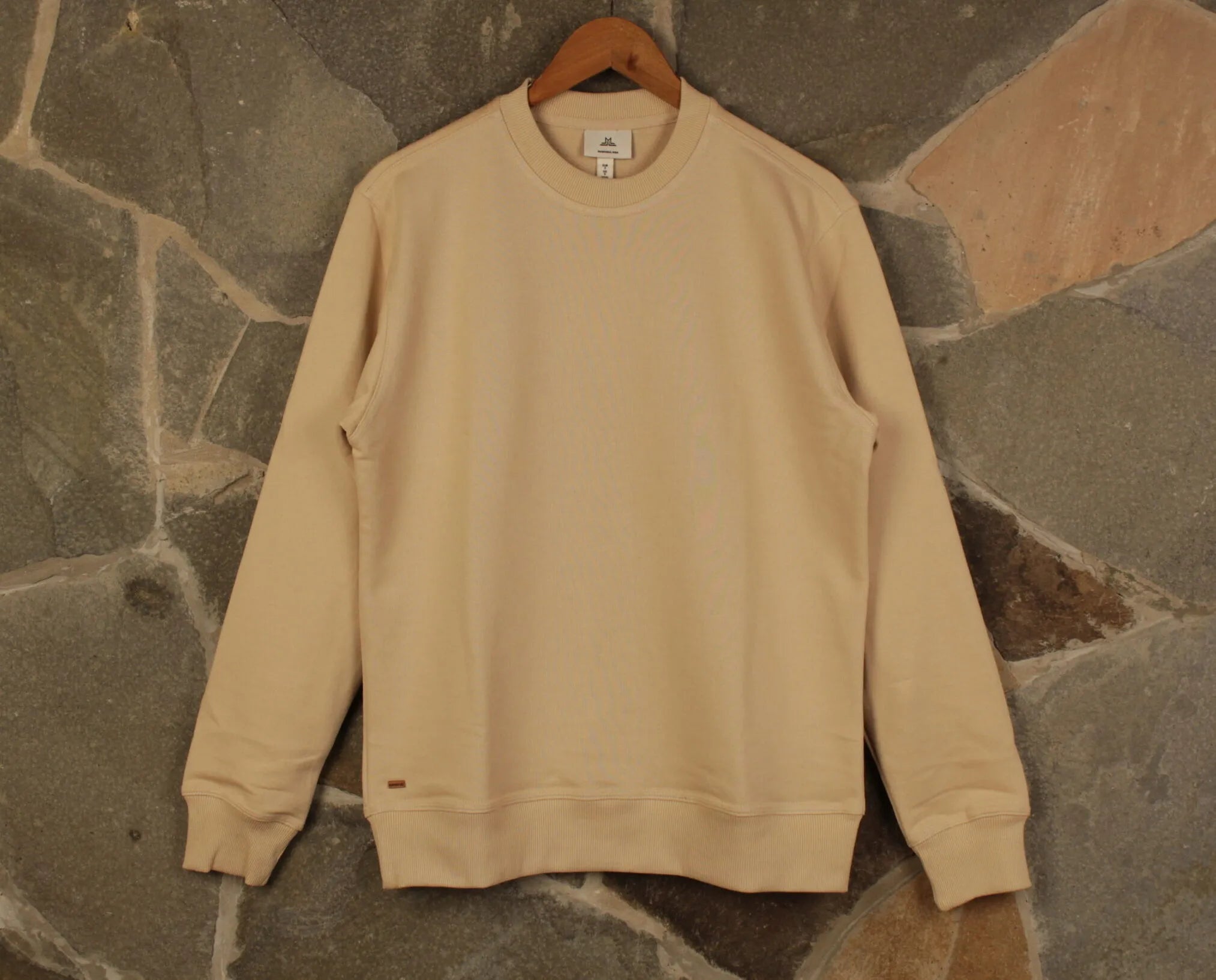 Bassic – Beige Claro