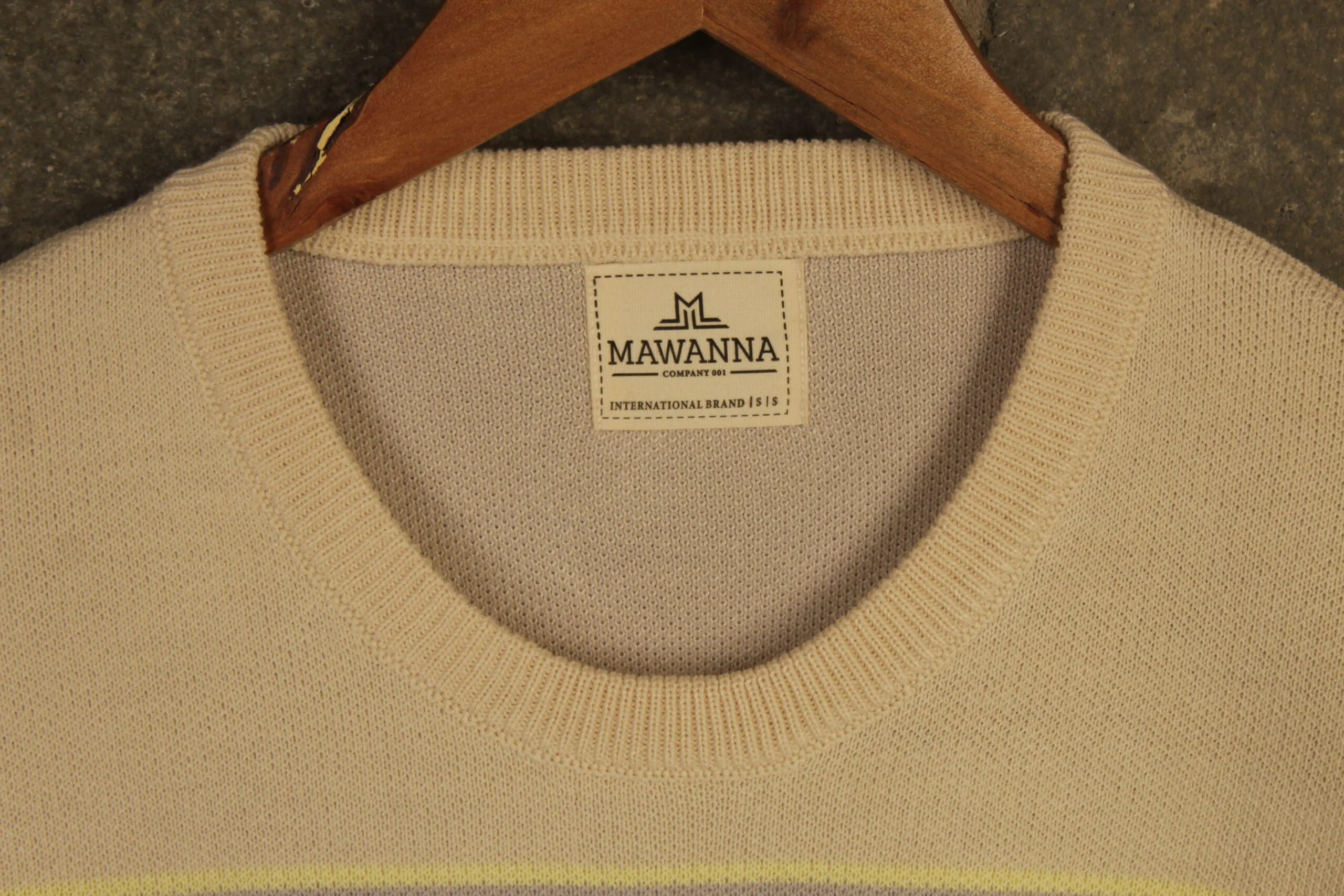 Sweater – Beige / Raya