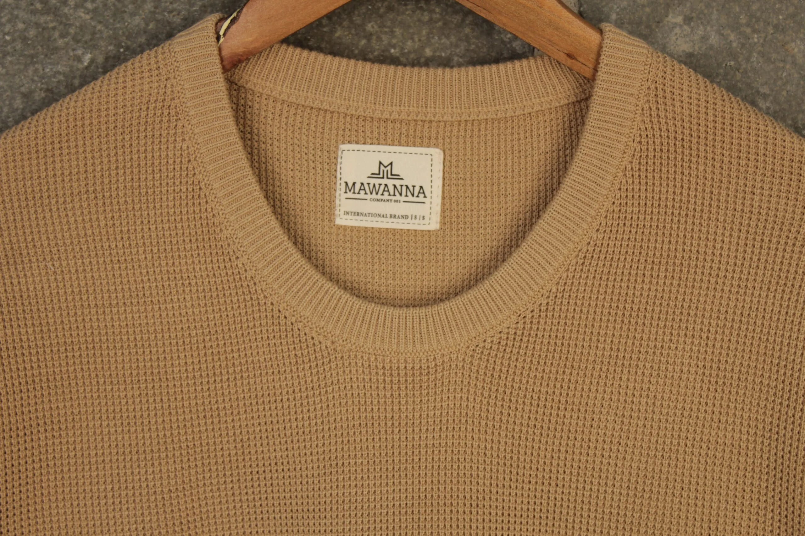A – Sweater / Camel