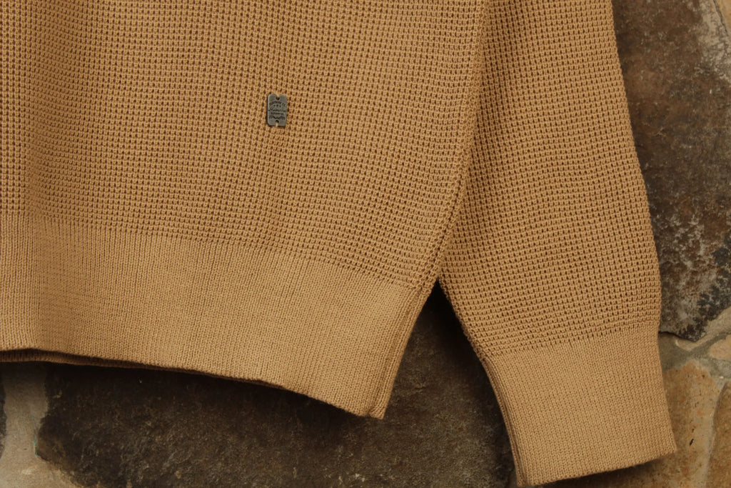A – Sweater / Camel
