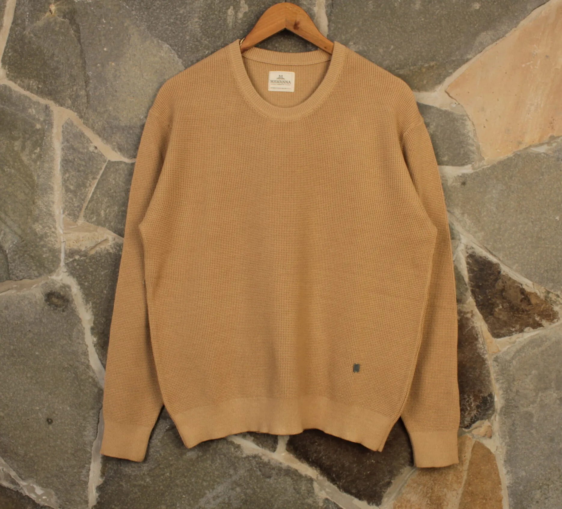 A – Sweater / Camel