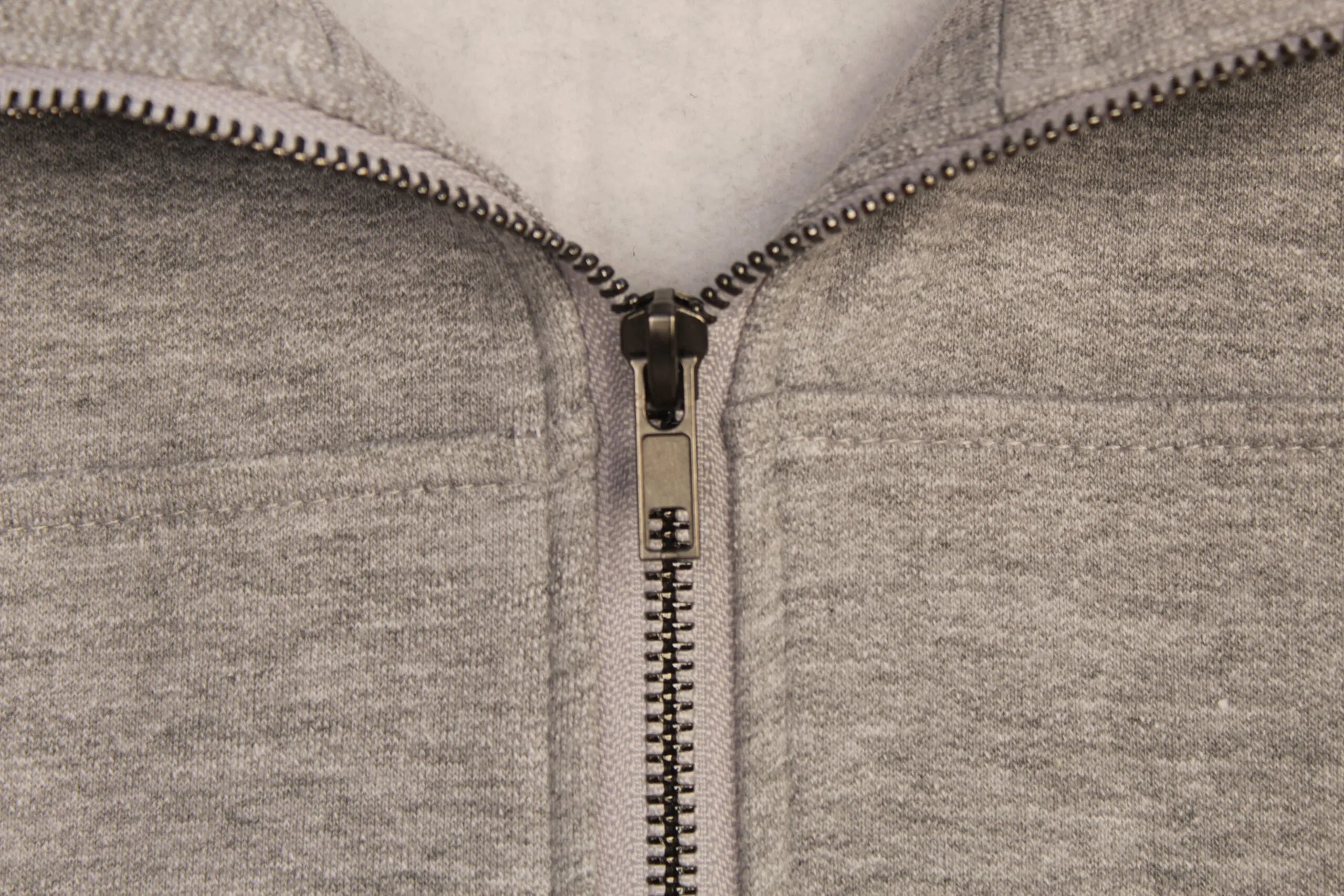 Polera Capucha – Melanch