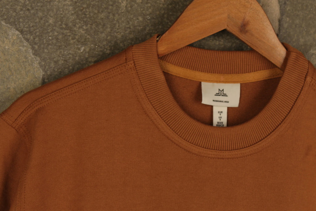 Bassic – Camel Oscuro